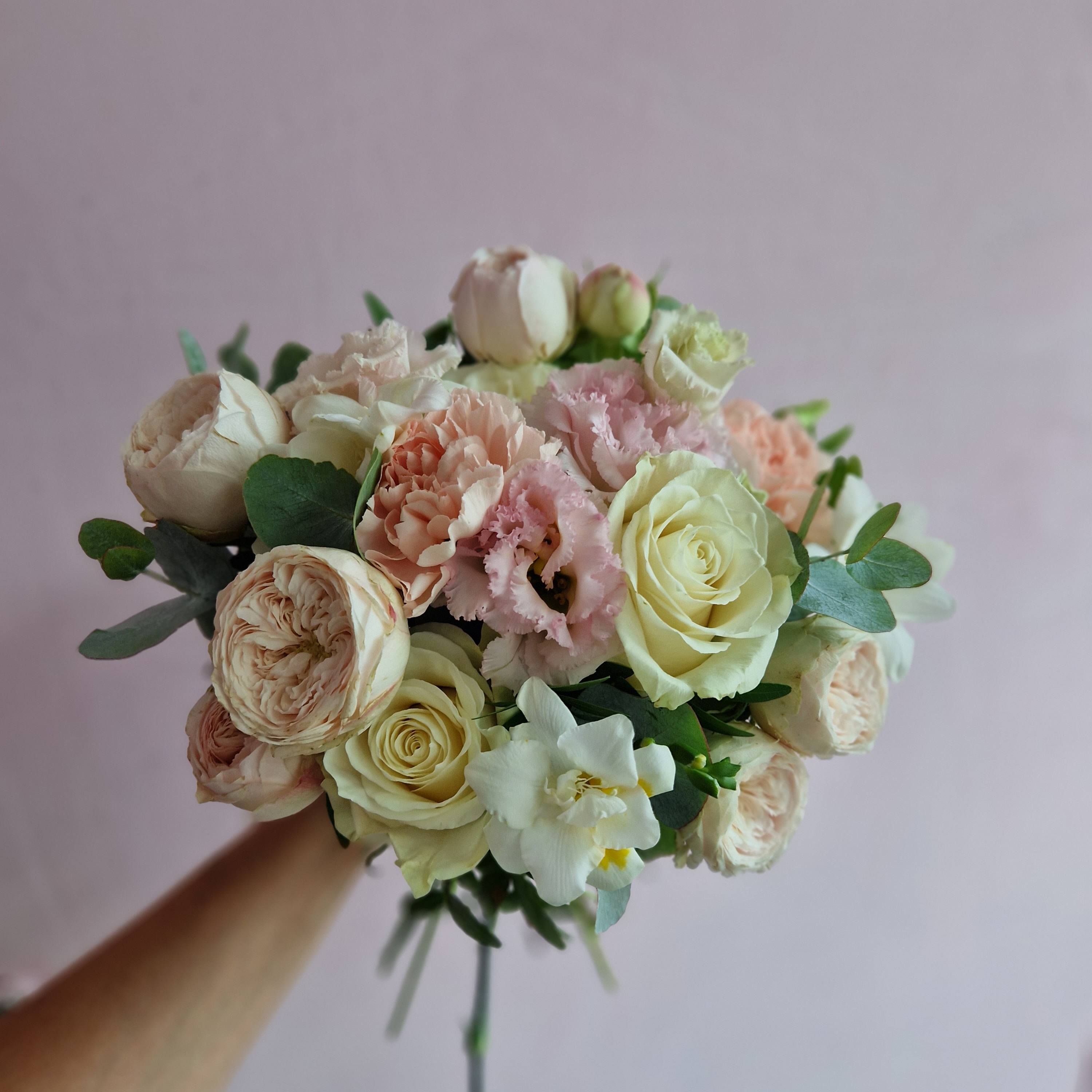 Купить свадебный букет цветов в Минске, заказать букет невесты